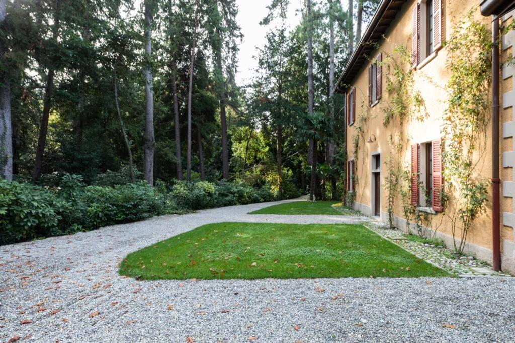 Bilocale Nel Parco Di Villa Erba Cernobbio Kültér fotó